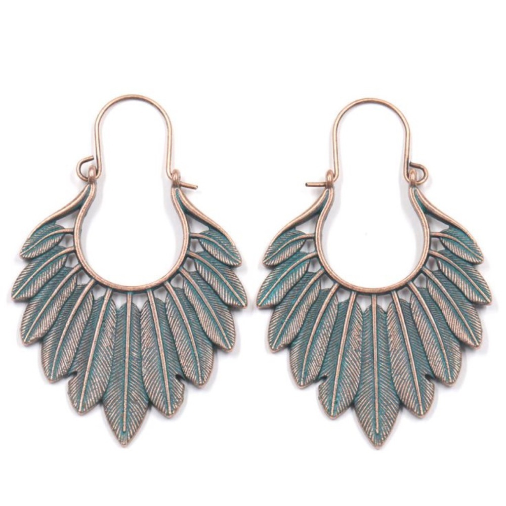 *Cosetta* Vintage Leaf Design Fashion Earrings